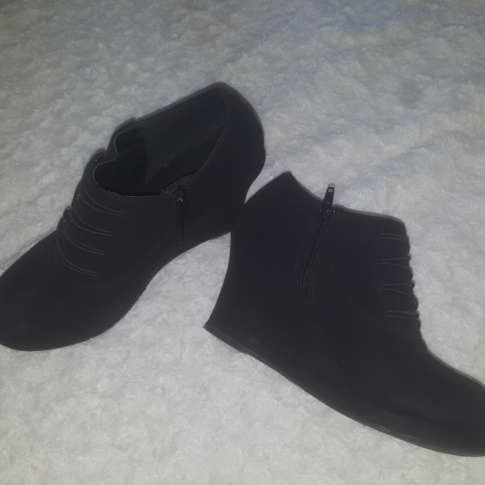 Wedges - Picture 4 of 4